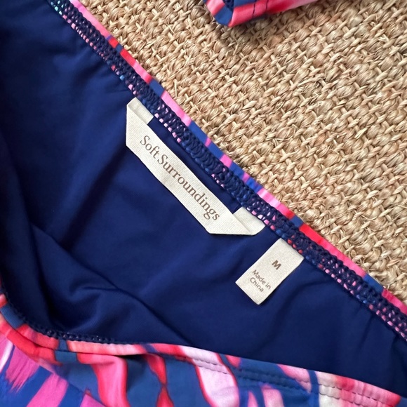 NWT Soft Surroundings SM/M Mulit 2-piece Sunsets Bathing Suit - Picture 4 of 6
